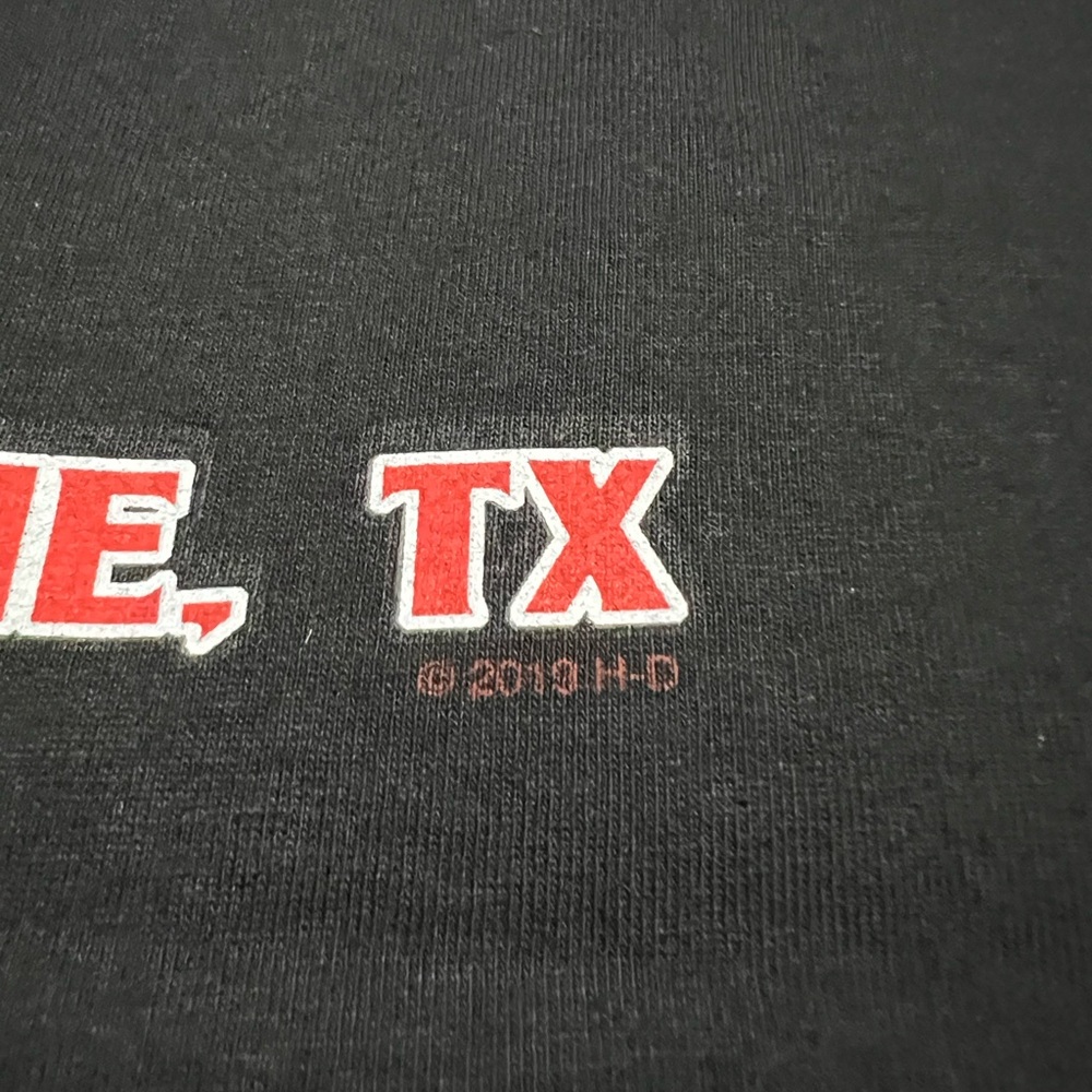 Harley-Davidson Black Tee Motorcycle Graphic Longhorn Grand Prairie, TX 2019 - Picture 5 of 5
